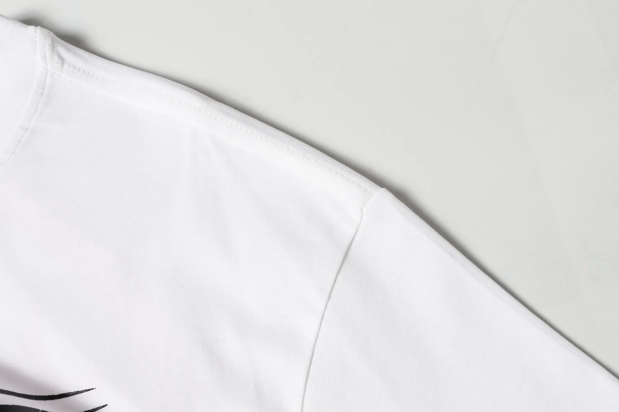 766#White I P54 In Stock Hellstar 、 T （fabric):32 240 Sizes（size）：S-M- L- X L （colour）：White 👉 👉